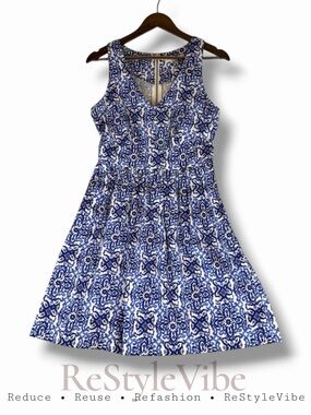 MILLY Women’s Size 6 Dress V-Neckline Floral Blue Cotton Stretch Mini Coastal